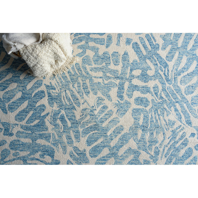 Botanica Light Blue/Ivory New Zealand Wool hand-tufted Area Rug, Rectangle 9' x 12', Light Blue/Ivory