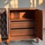 Armoire d'appoint de style zen médiéval