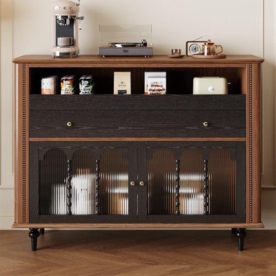 Vitrine de style antique