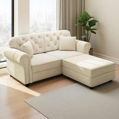 Canapé Chesterfield de 63 po avec garniture cloutée et accoudoirs roulés