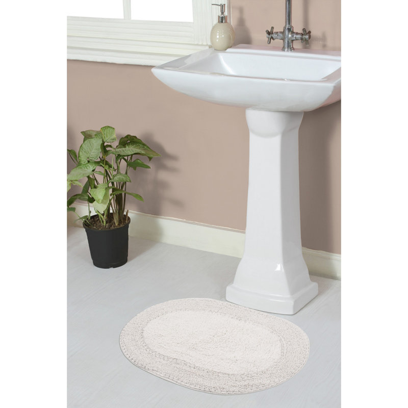 Yinka Bath Rug, 17" W x 24" L, Ivory