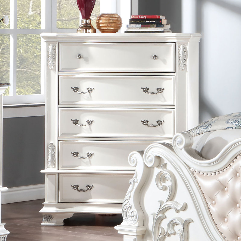 Commode à linge à 5 tiroirs Tarver, Blanc perle