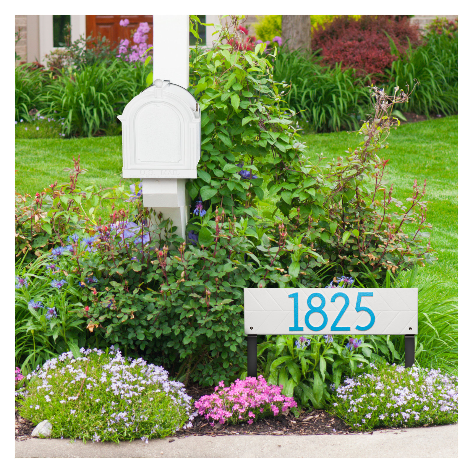 Mid-century Modern Herringbone Lawn, White/Aruba Blue, Yes