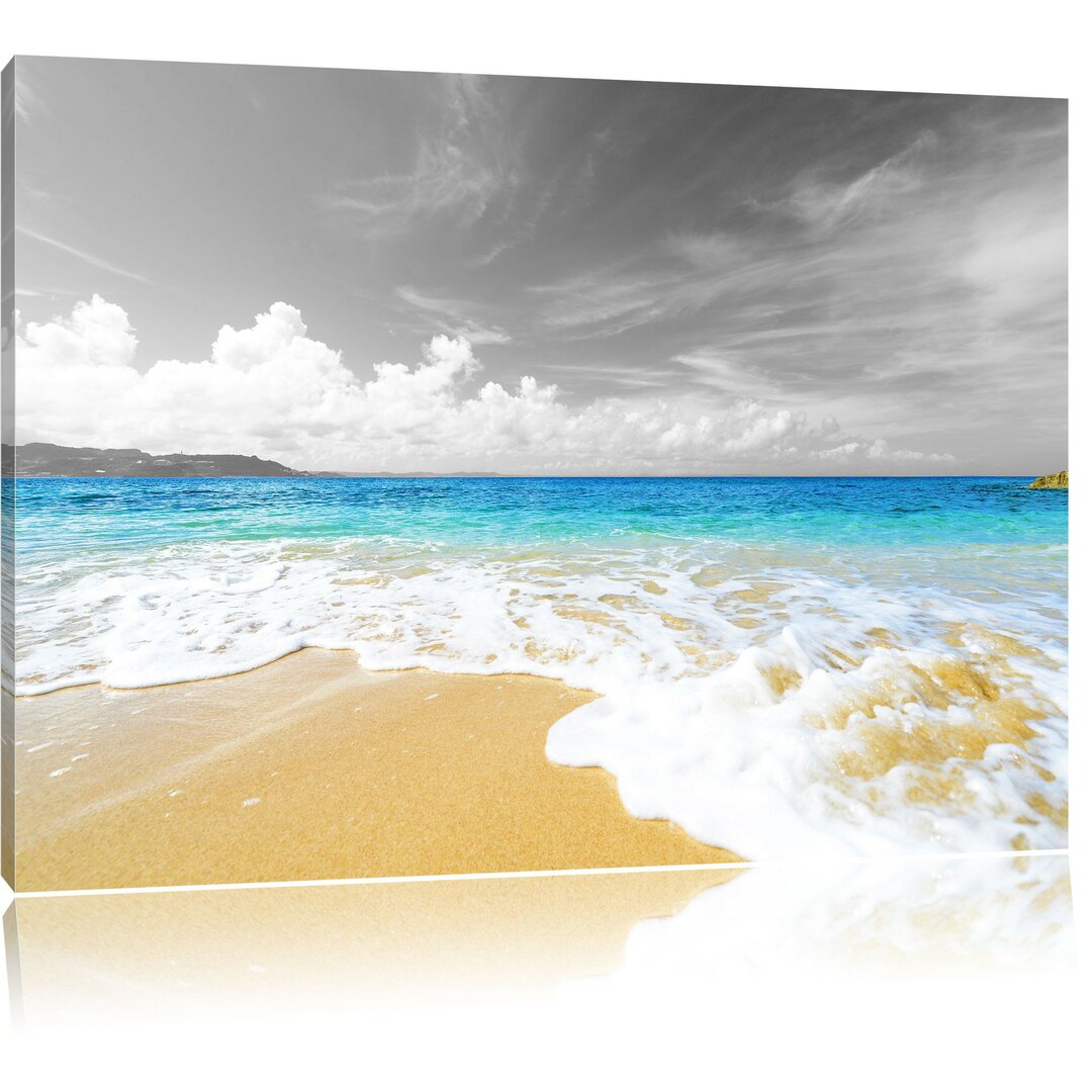 Leinwandbild Sandstrand mit Welle in Beige/Blau/Grau