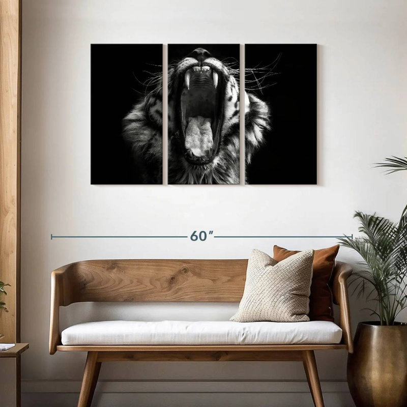 Tigre qui baille, H 28 po x l 45 po