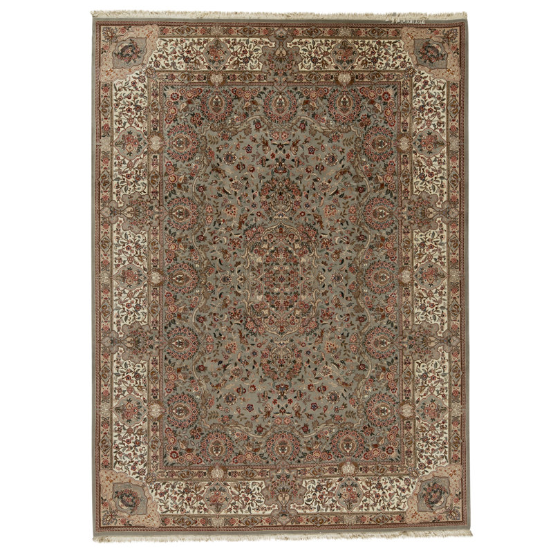 Hand Knotted Wool Area Rug in Green And Ivory