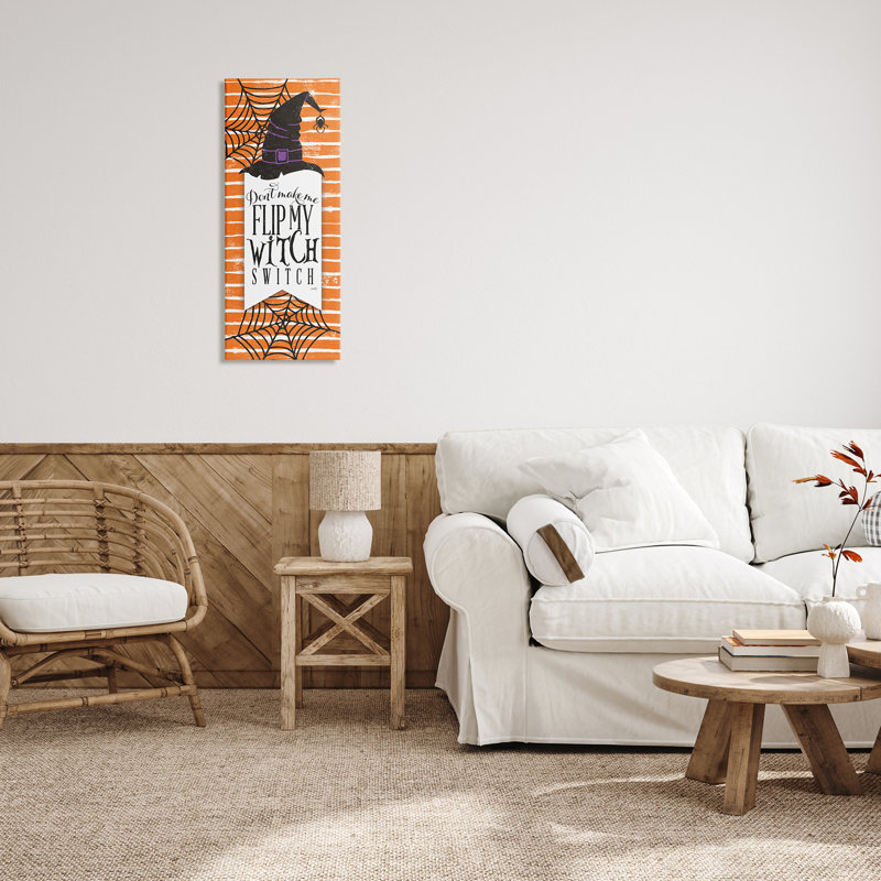 «Witch Switch», phrase amusante rayée, toile d'araignée orange, estampe numérique encadrée noire, art texturé par Misty Michelle