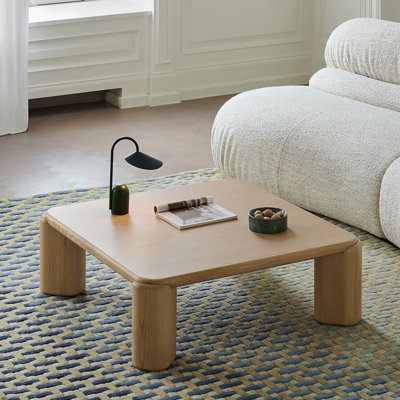 Table basse moderne en bois minimaliste