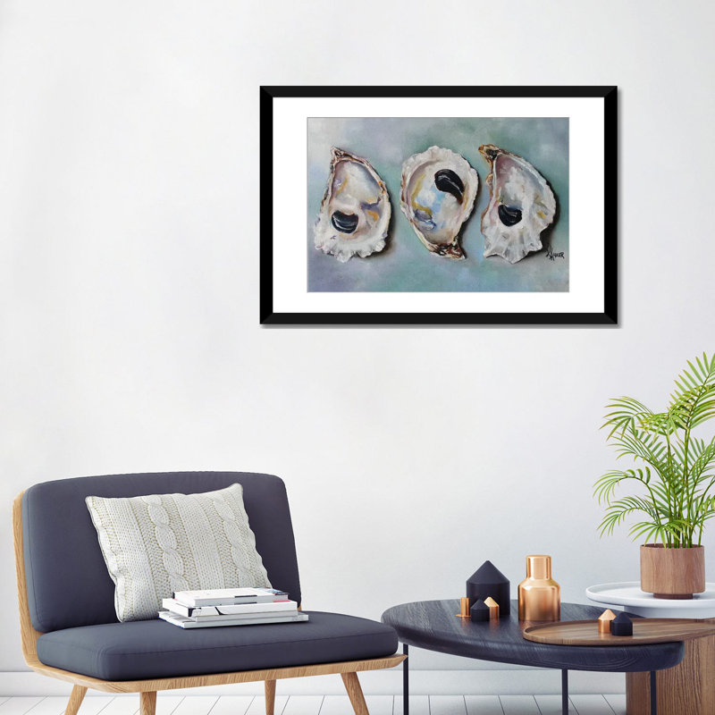 «Bay Oyster Shells» par Kristine Kainer, reproduction, Papier dans un cadre photo, H 16 po x l 24 po, Noir
