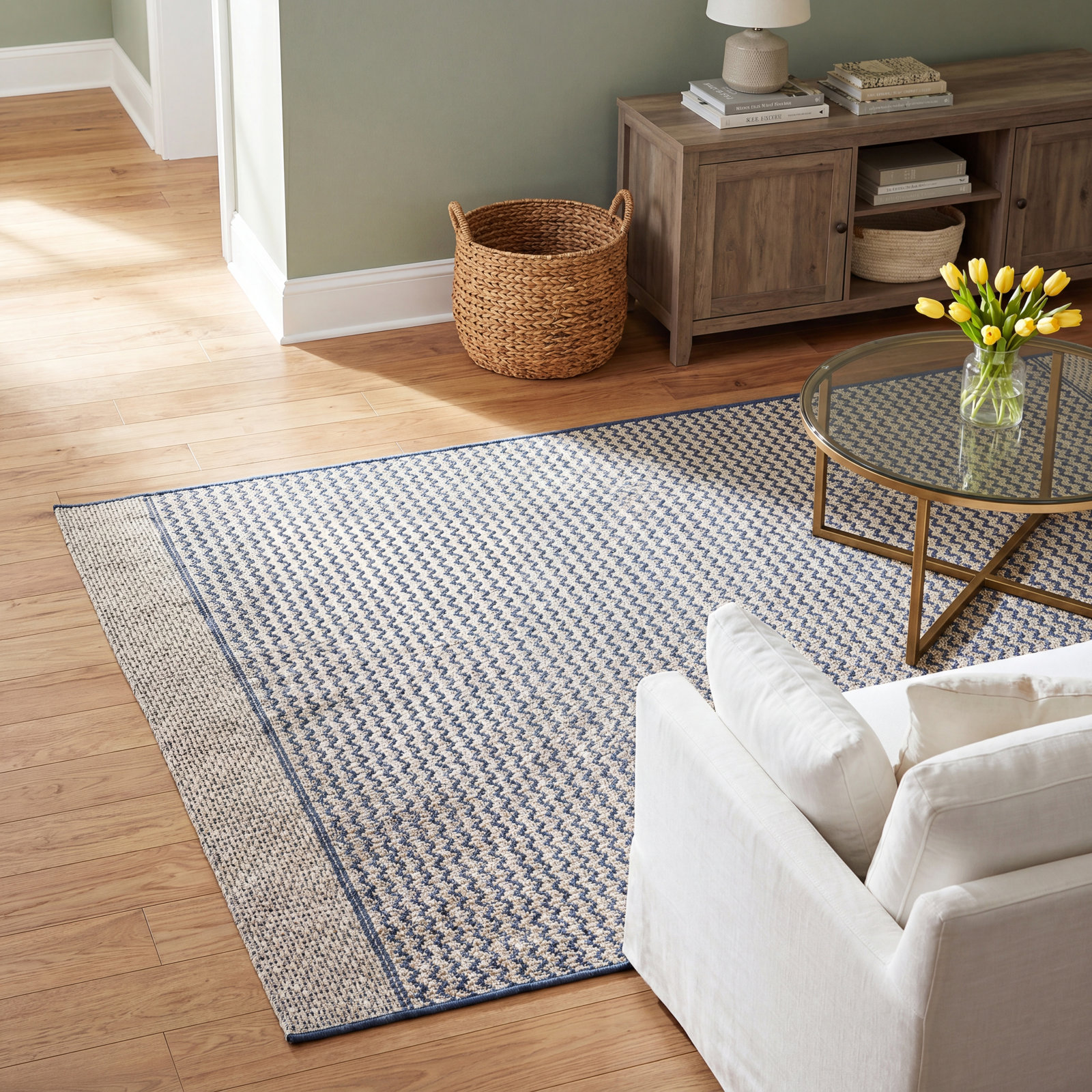Loloi Rugs Isle Gray Blue Chevron Rug, Rectangle 7'10" x 10'9"