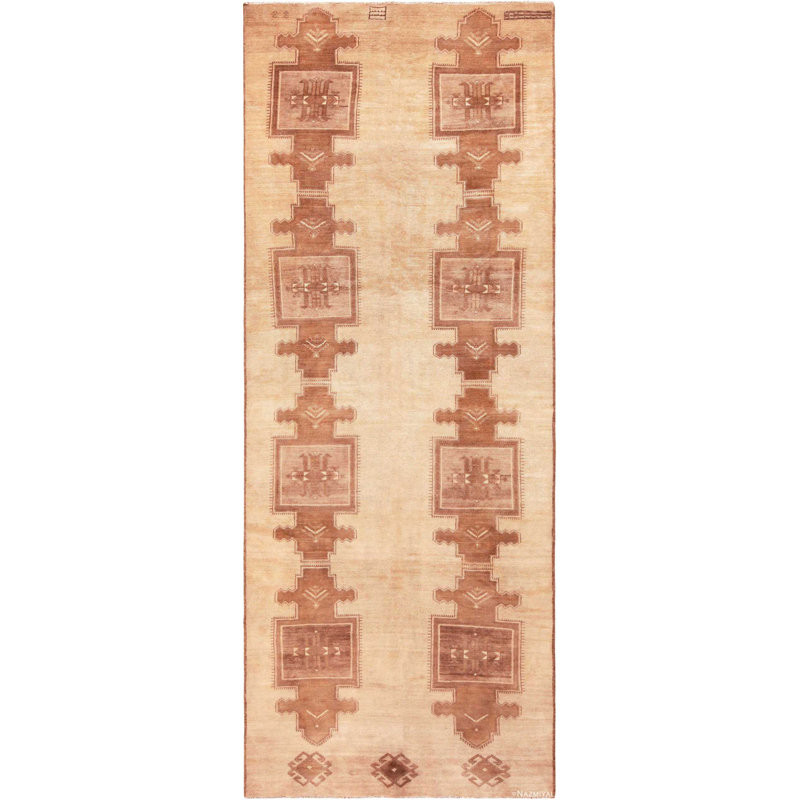 Tapis turc à motif géométrique primitif Gallery