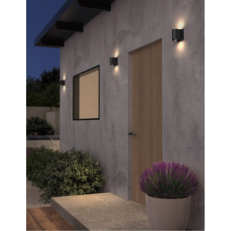 Traverse Aluminium LED Wall Light