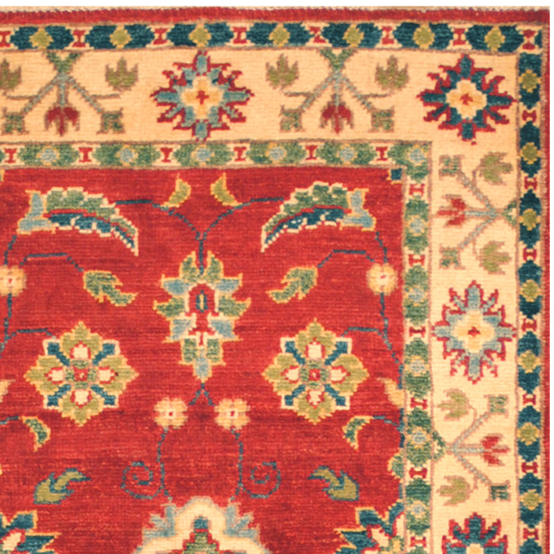 Tapis de couloir unique en laine noué à la main ivoire / rouge 2 pi 2 po x 6 pi 5 po Jevon