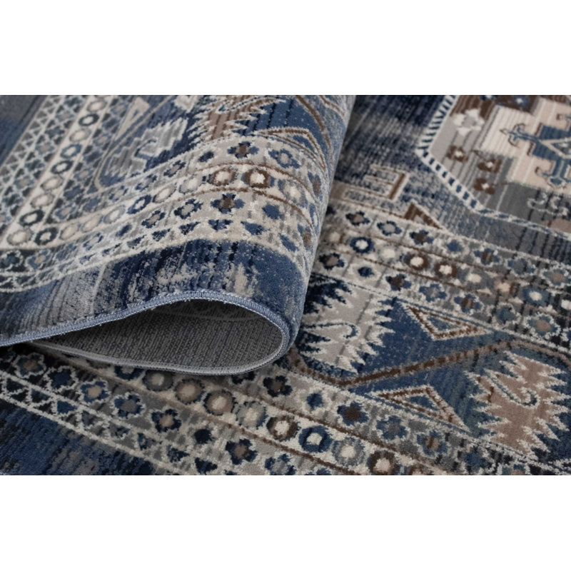 Lucha Geometric Indoor Rug, Rectangle 2' x 3'