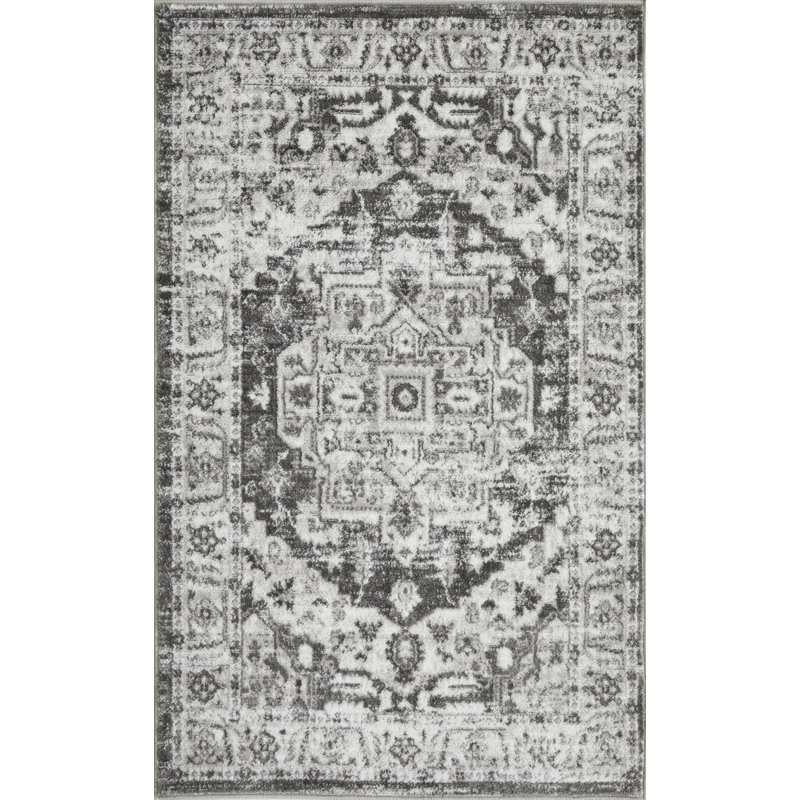 Raghdah Oriental Indoor Rug, Rectangle 3'3" x 5'3"
