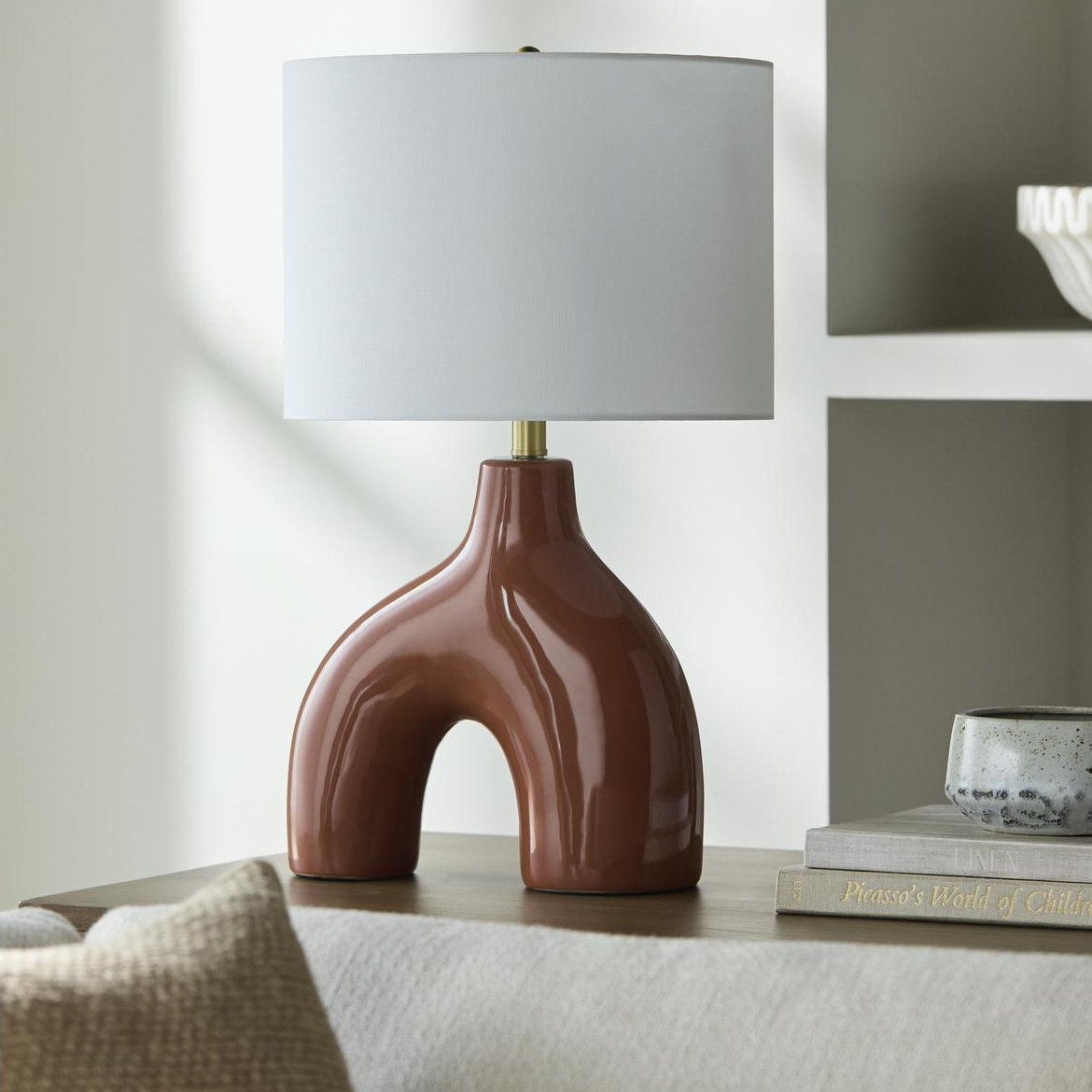 Arlis Ceramic Table Lamp, Brown