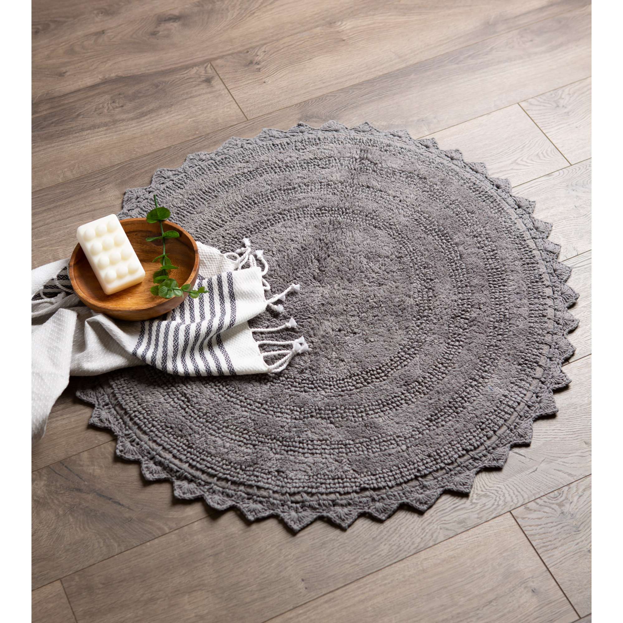 Lisk Cotton Blend Bath Rug, Gray