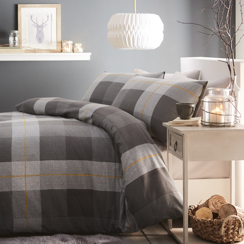 Silentnight Classic Check Duvet Set, Double - 2 Pillowcases (45 x 80 cm)