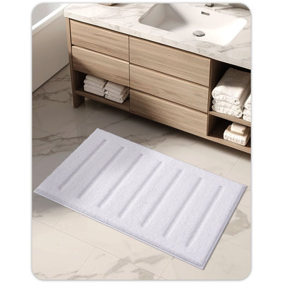Christofer Bath Rug