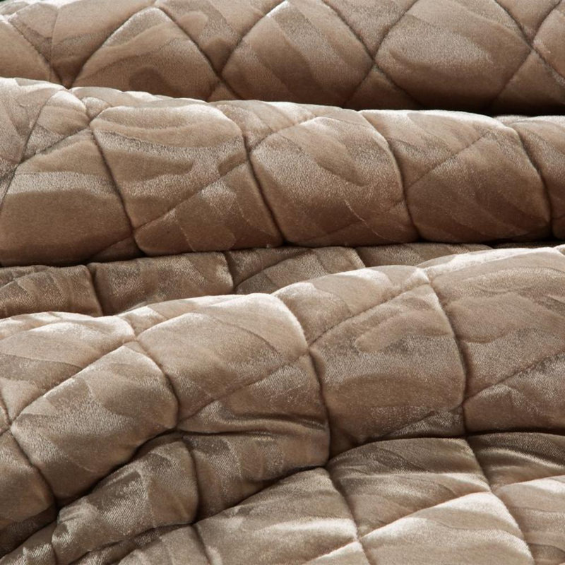 Recio Geometric Shapes Bedspread