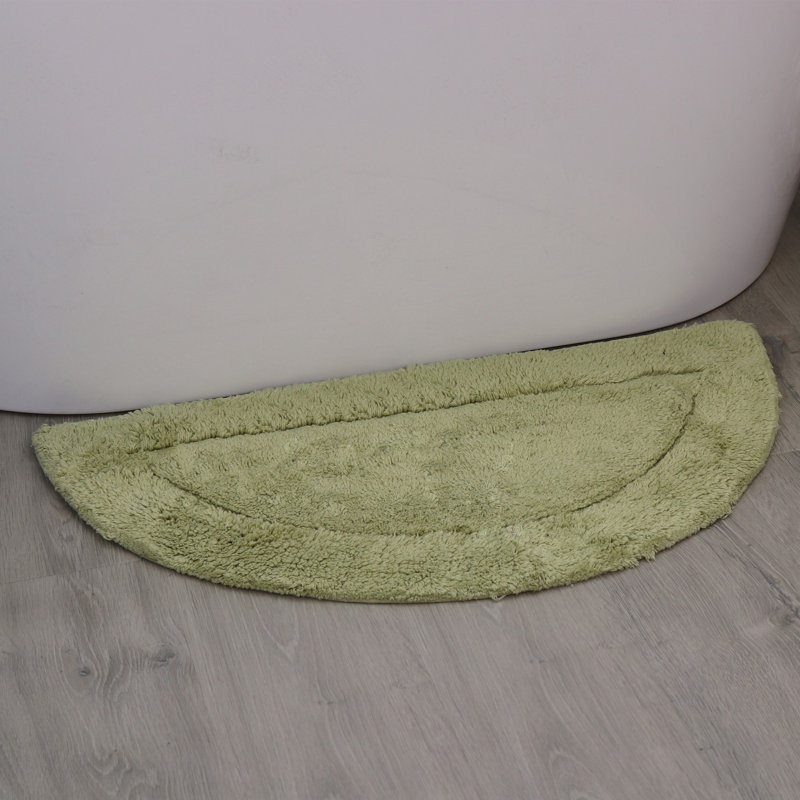 Candeloro Slice Bath Rug 17"x30", Green