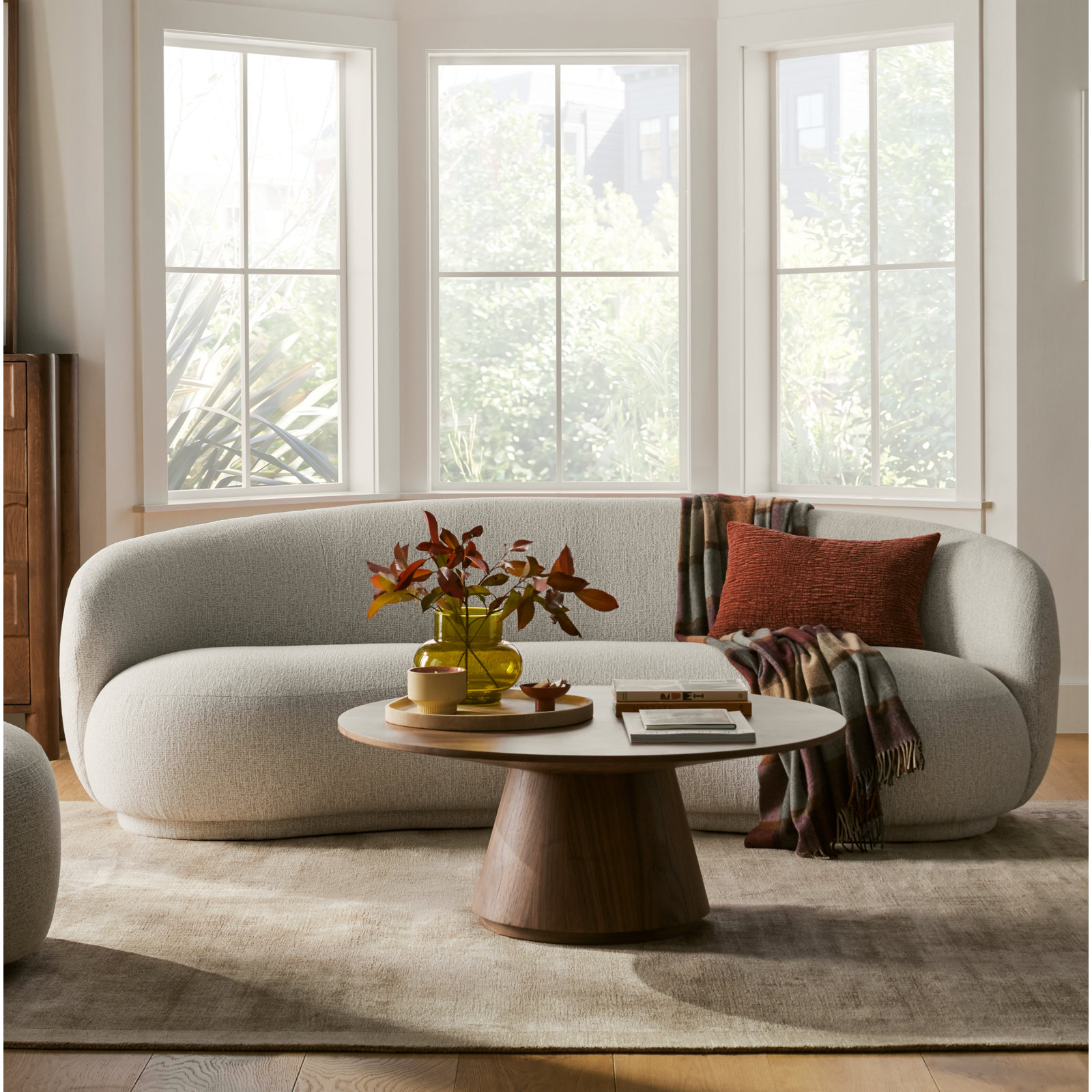 Simona 81.9" Curved Sofa