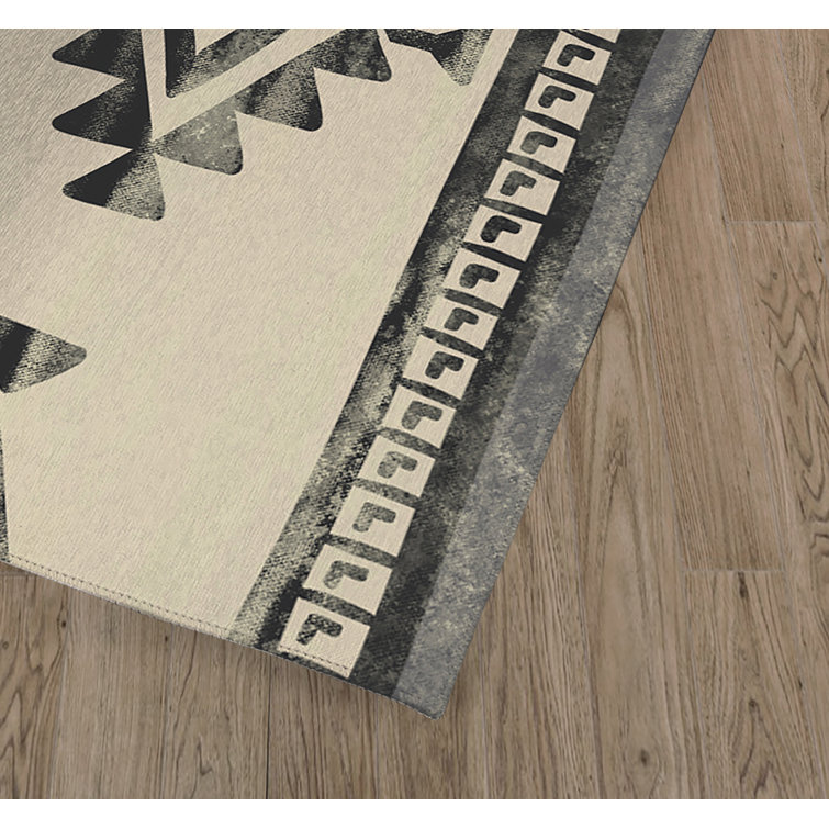 Foundry Select Beige/Black Machine Washable Indoor/Outdoor Rug