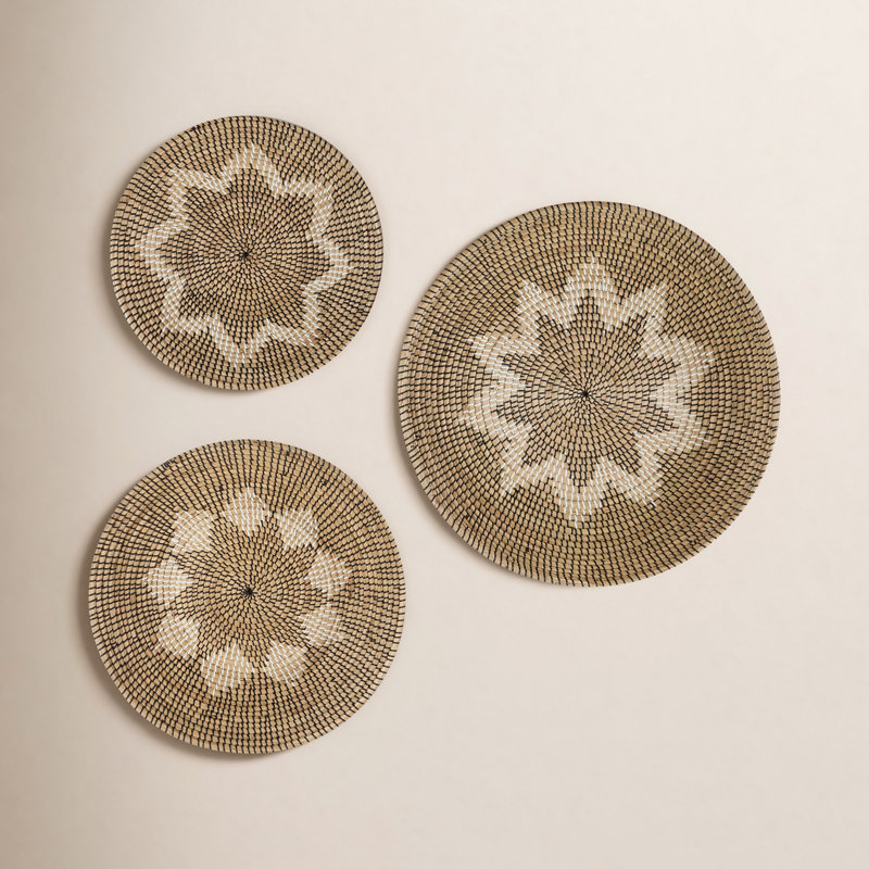Seagrass Handmade Woven Floral Basket Plate Home Wall Decor with Black and White Accents