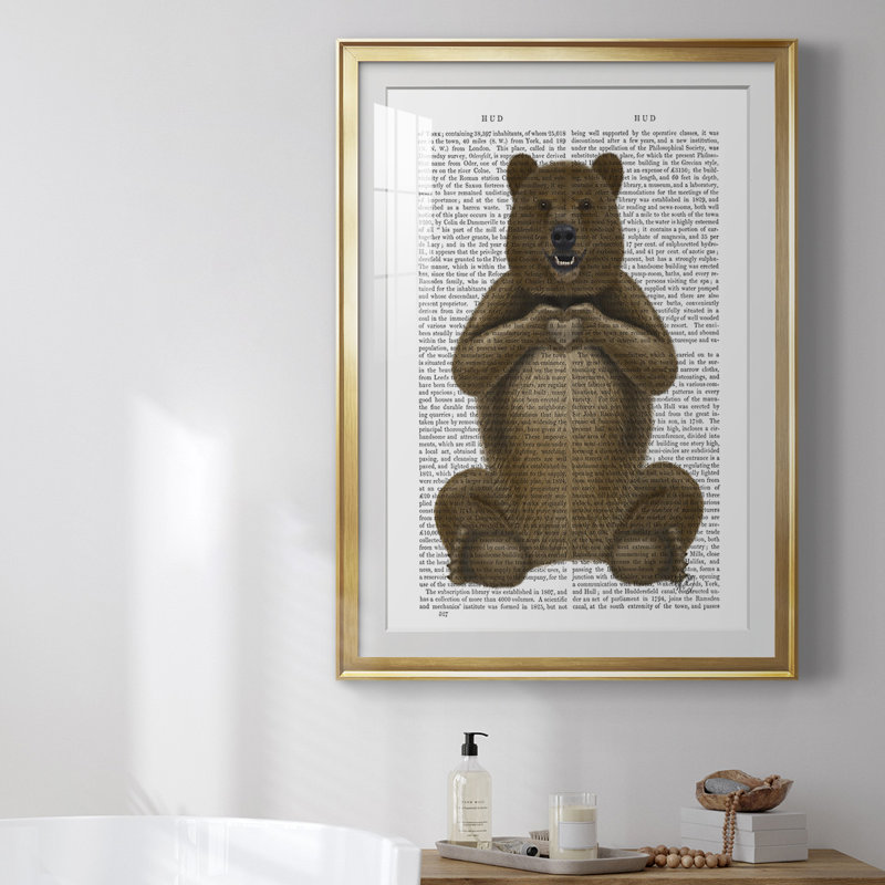 3_Bear and Hand Heart, reproduction encadrée de qualité supérieure - prête à être accrochée, Or, L 30,5 po x H 42,5 po