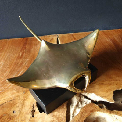 Lisette Figurines & Sculptures