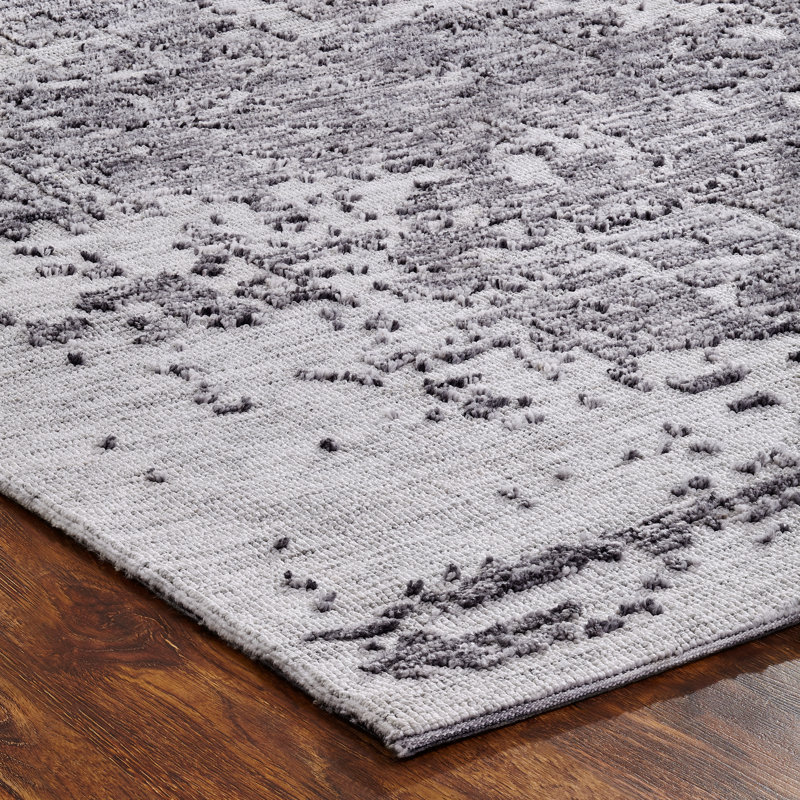 Westberg Oriental Area Rug in Gray/Ivory, Rectangle 5'6" x 8'6"