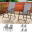 2 chaises pliantes de patio empilables, idéales pour les repas en plein air sur la pelouse, le camping ou la plage. Structure en métal, aucun assemblage requis, grises, capacité de 110 kg, accoudoirs en métal gris.