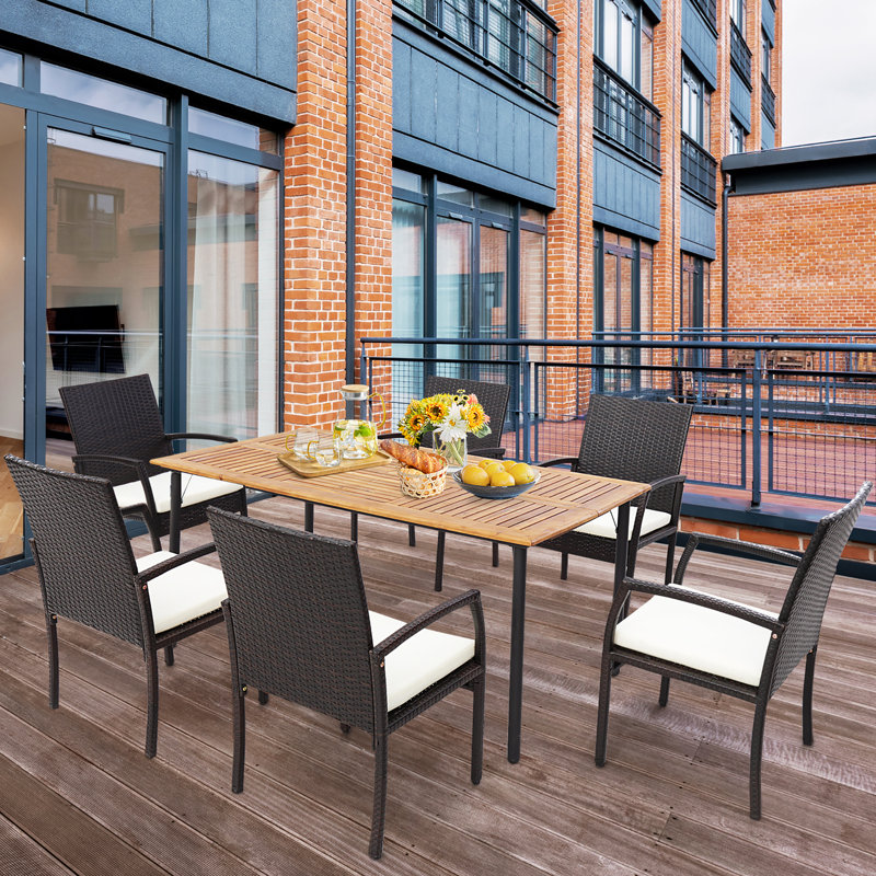 Chaise de patio avec coussin Isileli