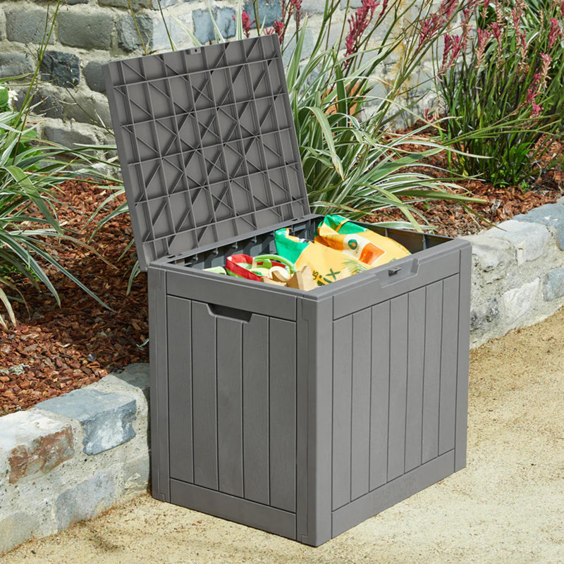 East Oak 31 Gallon Gray Lockable Resin Deck Box