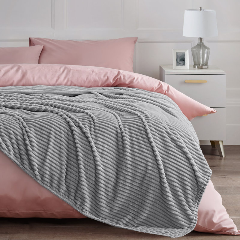 Thermal Supersoft Snug Cord Throw Blanket, Grey