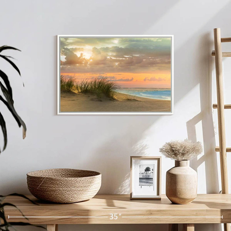 Herbe de mer et crépuscule, 19 po x 13 po, Cadre flottant blanc