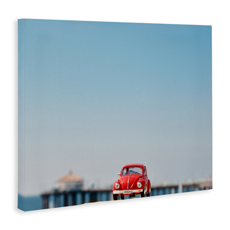 Toile «Red Vintage Car Adventure» par Ashley Singleton, H 16 po x l 20 po