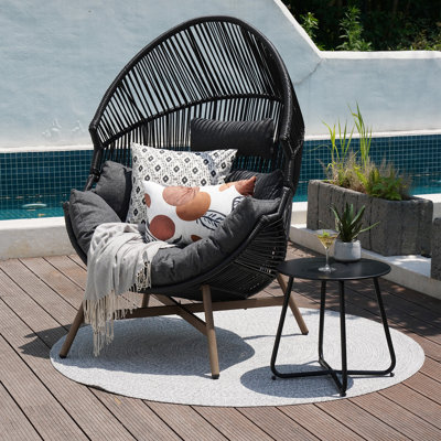 Alpharetta Papasan Comfortable Chair With Cushion