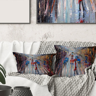 Housse de coussin rectangulaire et insert Femme en traversant la rue