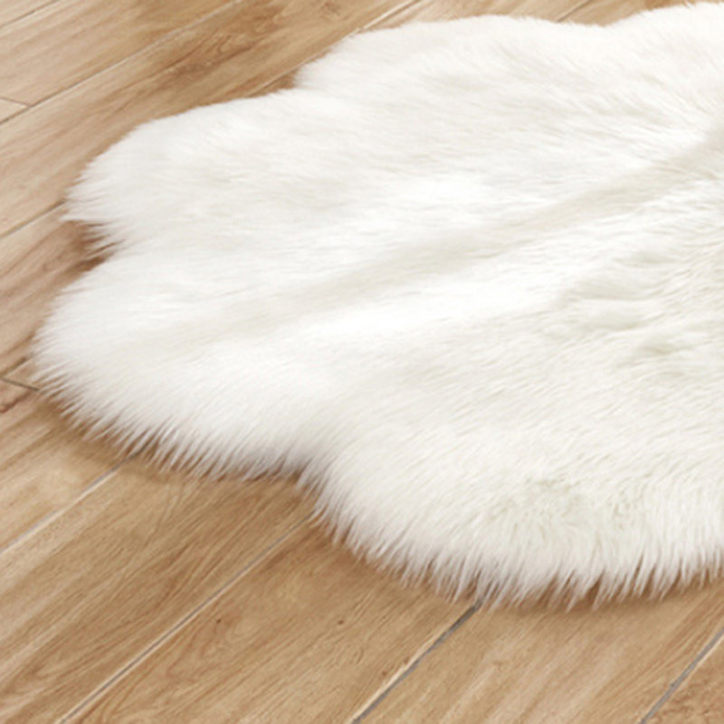 Oundle Flower Shaped Super Soft Shaggy Area Rug White