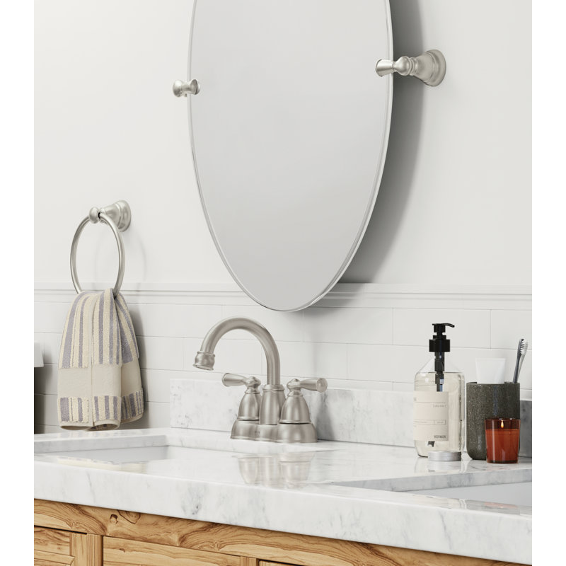 Centerset Bathroom Faucet with Drain Assembly
