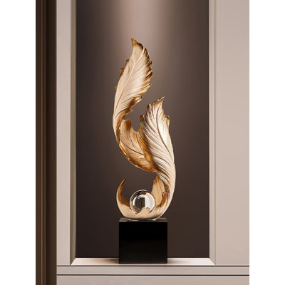 Light Luxury Auspicious Feather Resin Entryway Ornament