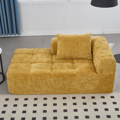 Canapé confortable en chenille pour des espaces de vie relaxants et élégants