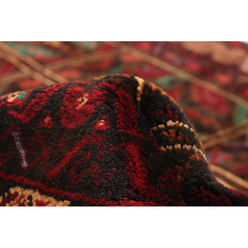 Tapis rouge foncé Teimani 3 pi 7 po x 6 pi 8 po