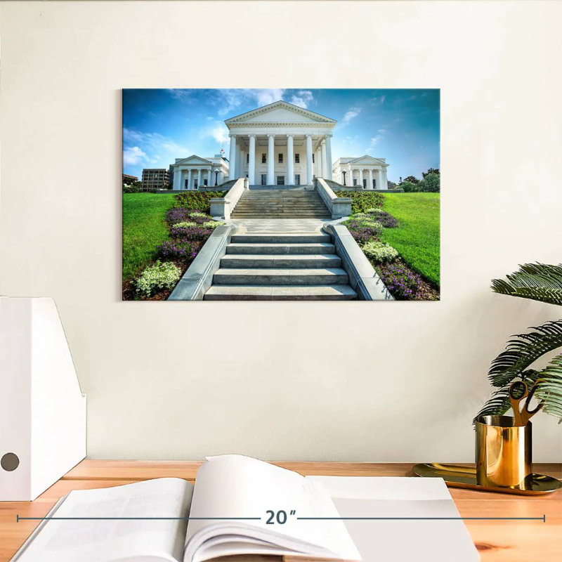 Extérieur du Virginia State Capitol, H 8 po x l 12 po
