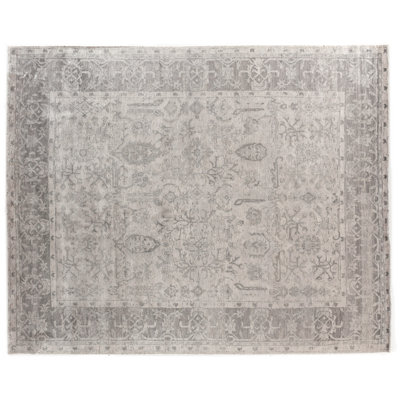 Antique'd Silk hand-knotted Bamboo Silk Ivory/Silver Area Rug