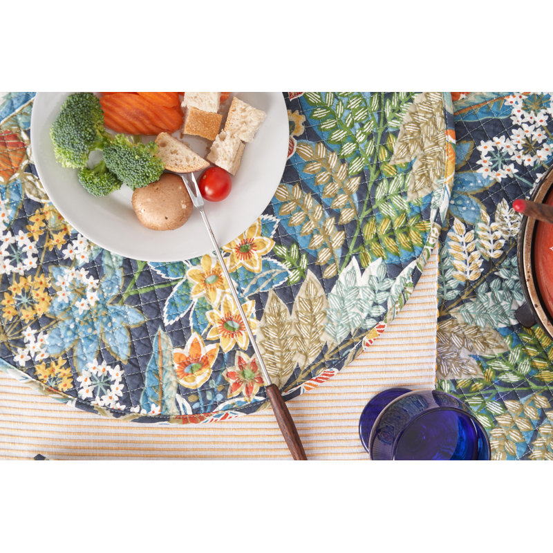Yarira Table Runner