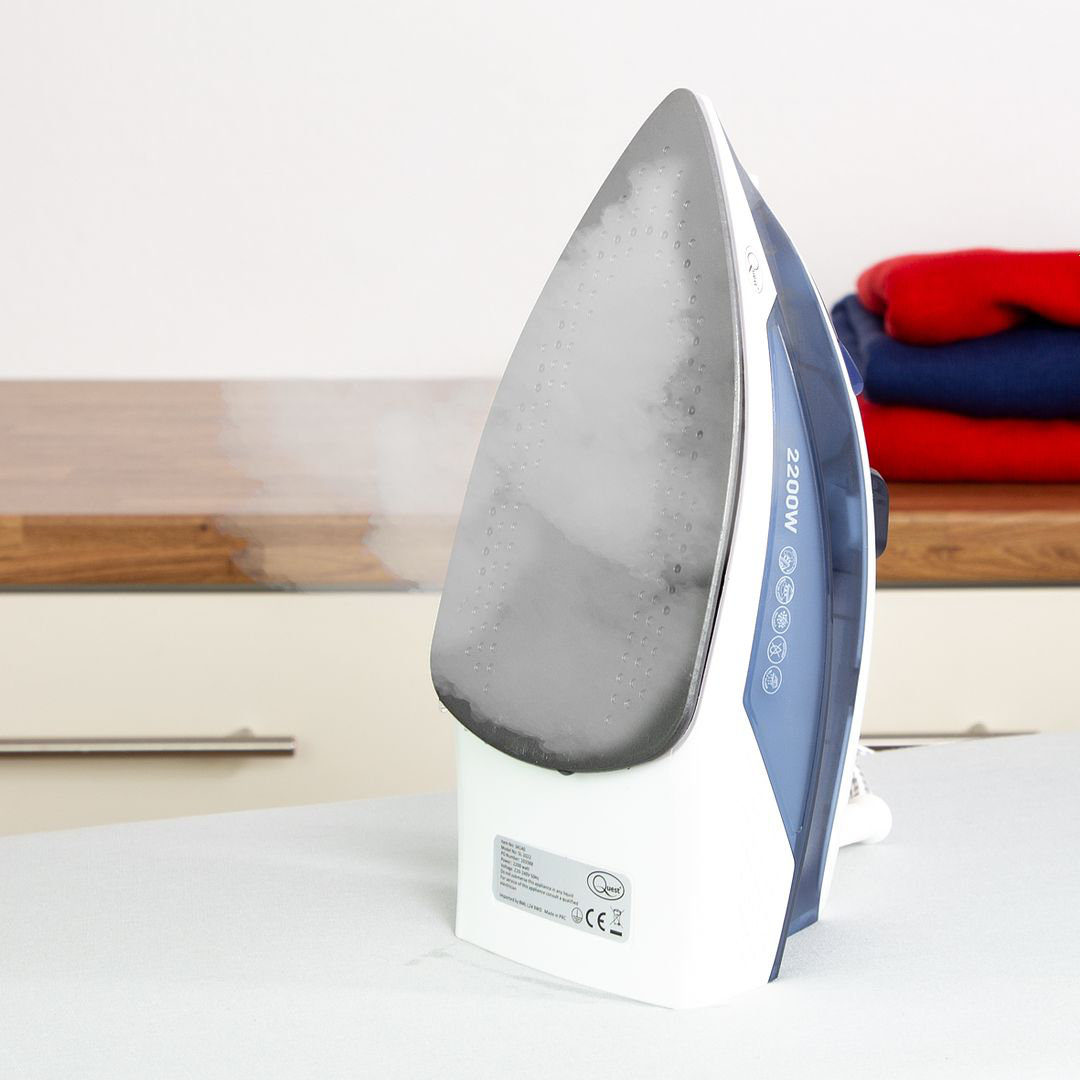 Quest Non Stick Soleplate Iron
