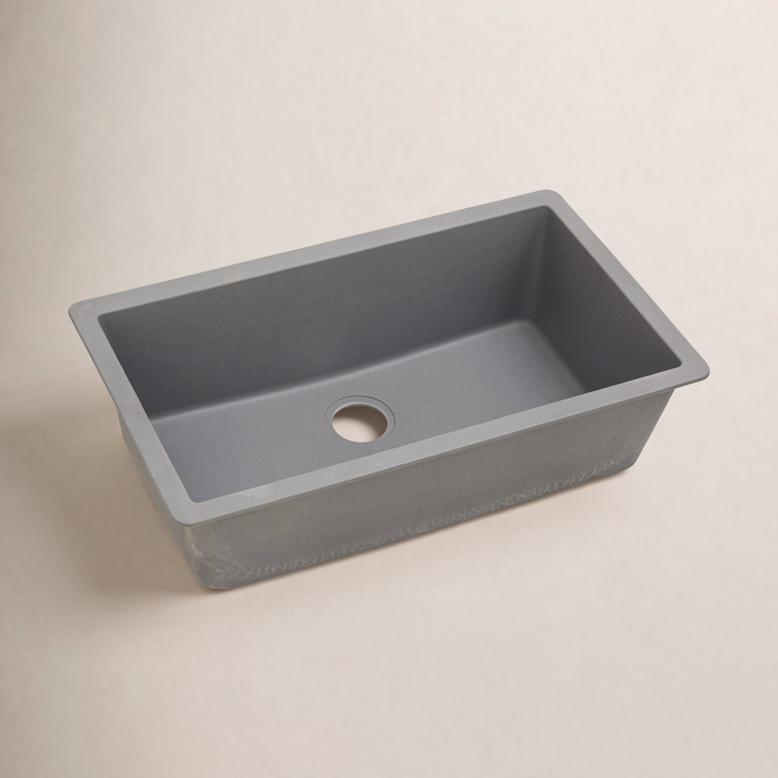 Quartz Classic 33" Undermount Kitchen Sink, Graystone
