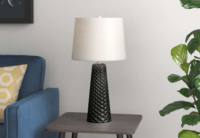 Must-Have Black Table Lamps
